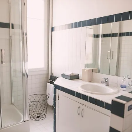 Chez Pepito & Zaza Hypercentre Rooftop Garage Nîmes