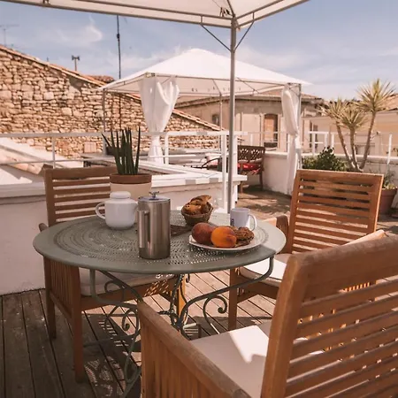 Chez Pepito & Zaza Hypercentre Rooftop Garage